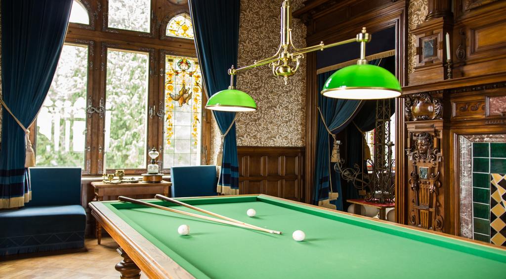pool table, bar and game room
