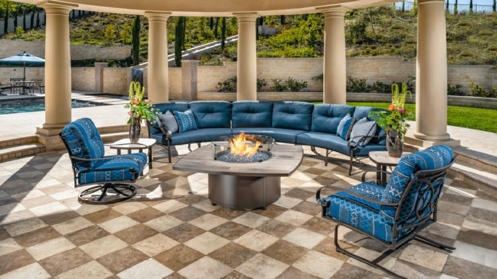 8 Ways to Create an Outdoor Oasis with Patio Furniture